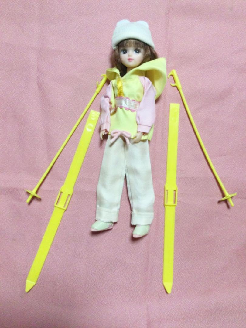 Amazon.co.jp: 昭和レトロ スキーウエアー リカちゃん レア 愛い